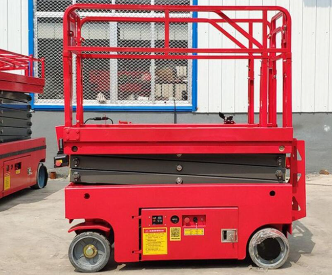 句容移动式升降平台