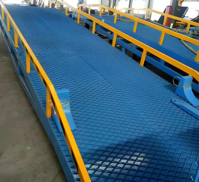 句容移动式液压登车桥